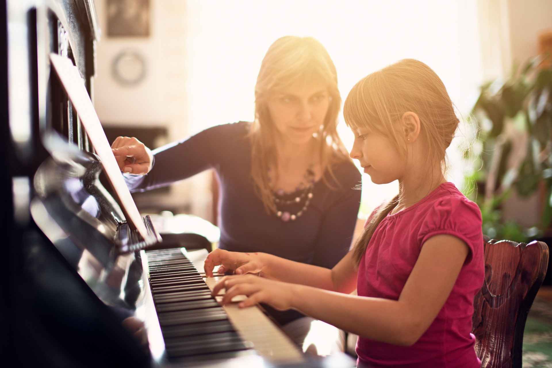Ruce ale i nohy jsou jednou z mnoha součástí našich každodenních "nástrojů" :-) bez rozdílu věku..