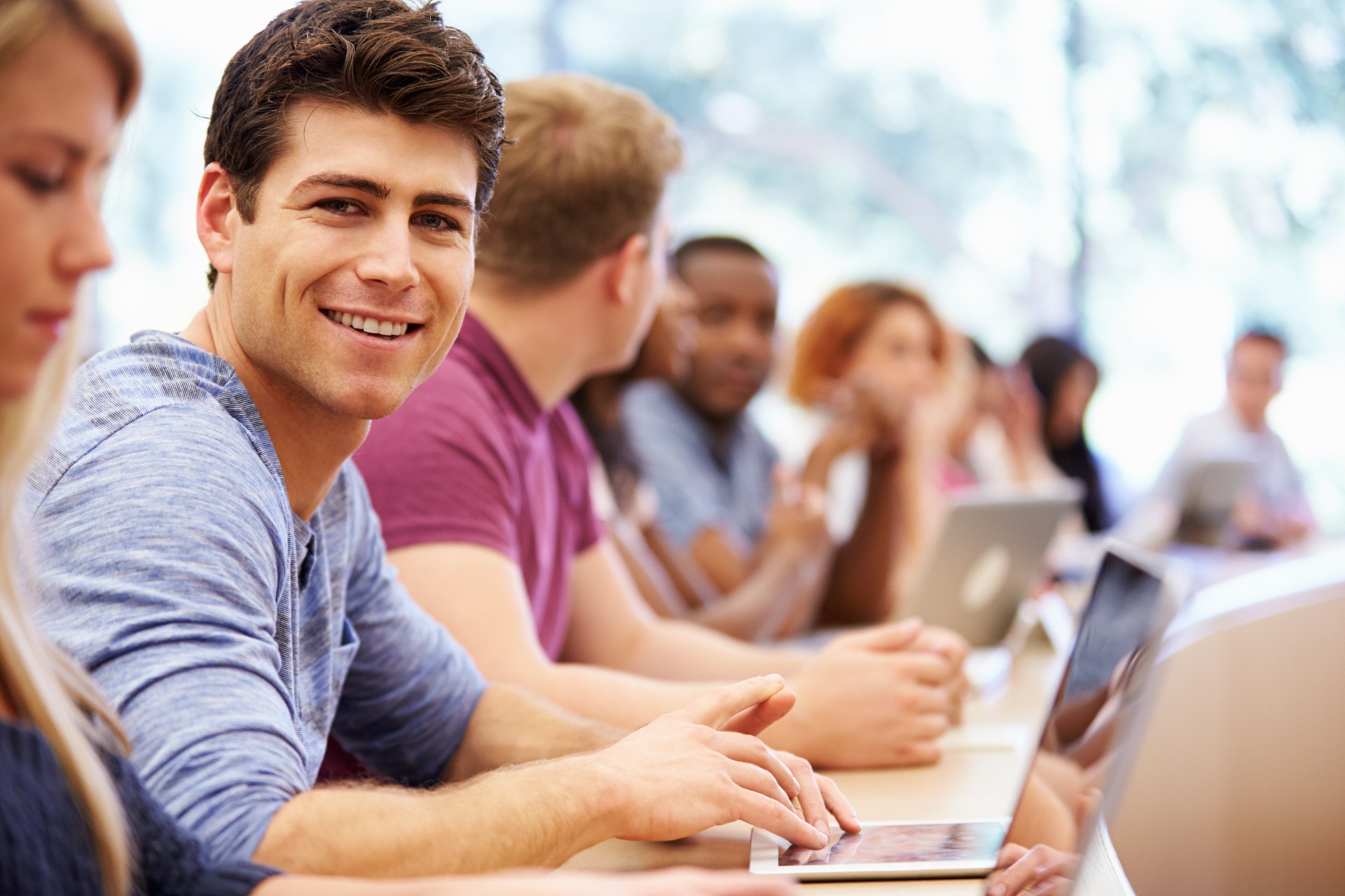 Cómo Aprender Español Rápido y Efectivamente